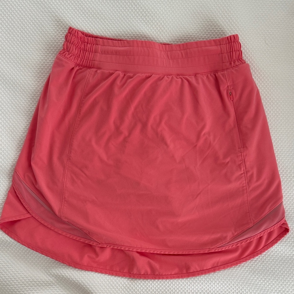 Lululemon Hotty Hot skirt Long size 6